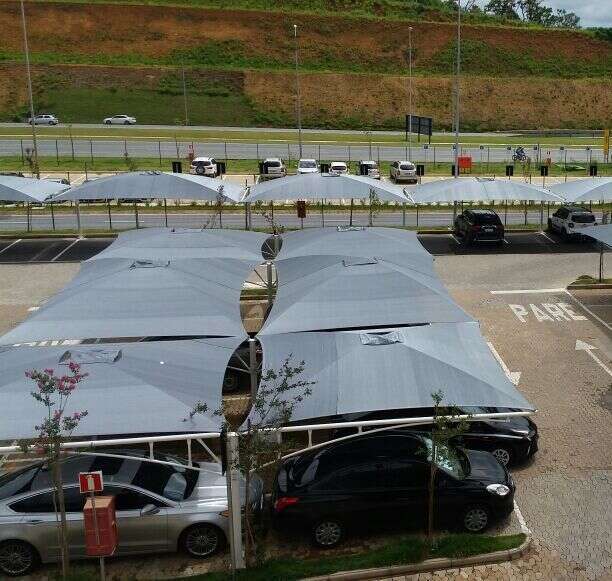 Cobertura estacionamento Aeroporto Confins - MG