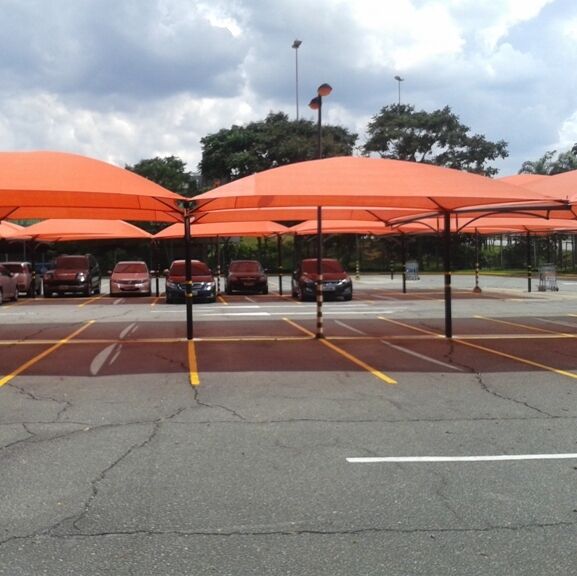 Cobertura estacionamento Aeroporto Internacional de Guarulhos