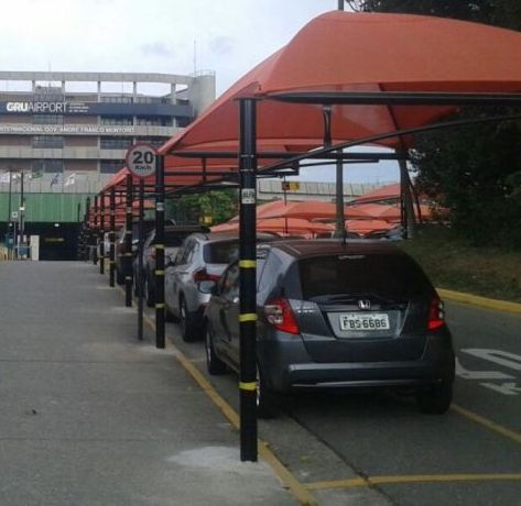 Cobertura estacionamento Aeroporto Internacional de Guarulhos