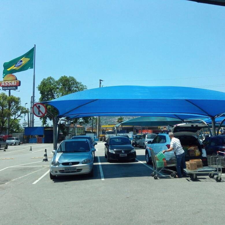 Cobertura para Estacionamento Hipermercados