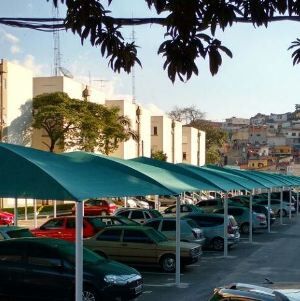 cobertura de estacionamentos