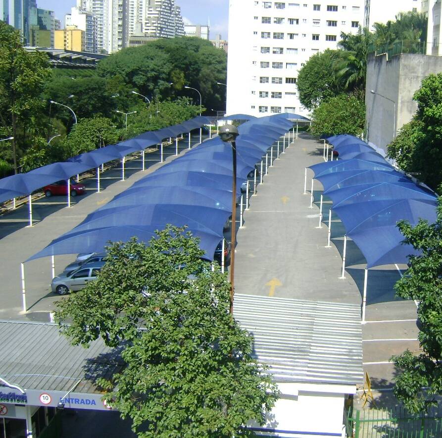 Cobertura para Estacionamento Hipermercados