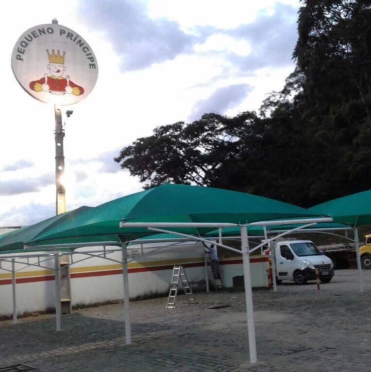 cobertura estacionamento sombrite