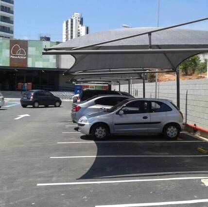 Cobertura para Estacionamento Hipermercados