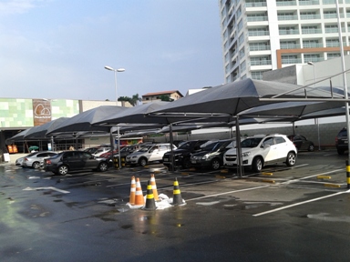 coberturas para estacionamento instaladas no PÃO DE AÇUCAR Valinhos - SP